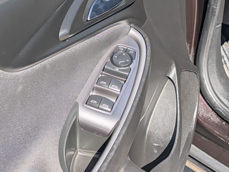 2020 Chevrolet Malibu Image 14