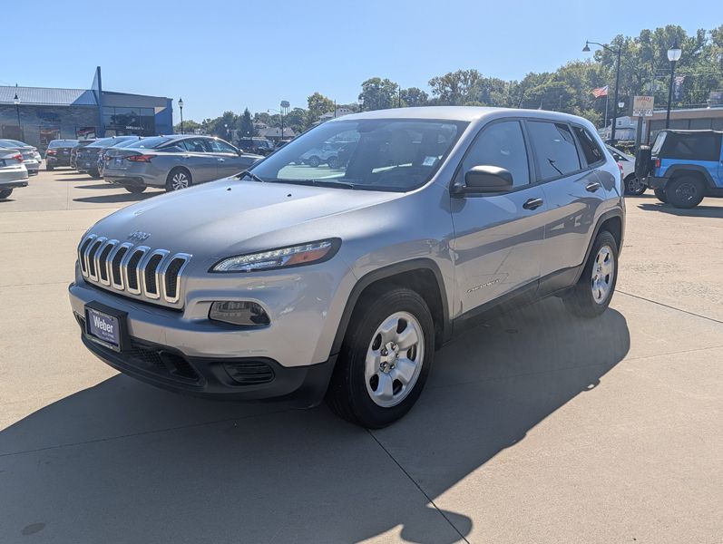 2016 Jeep Cherokee Image 2