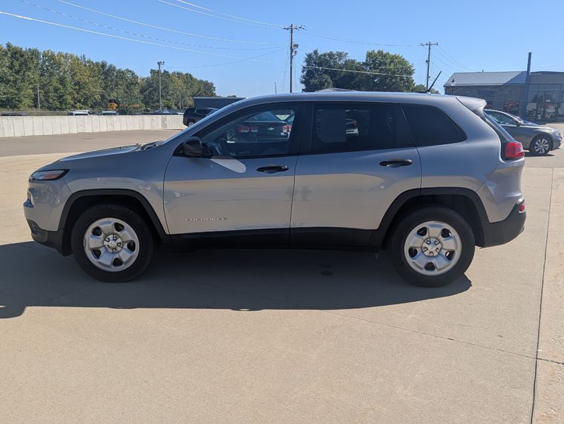 2016 Jeep Cherokee Image 6