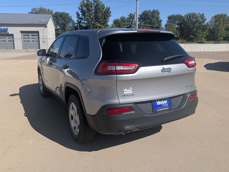 2016 Jeep Cherokee Image 7