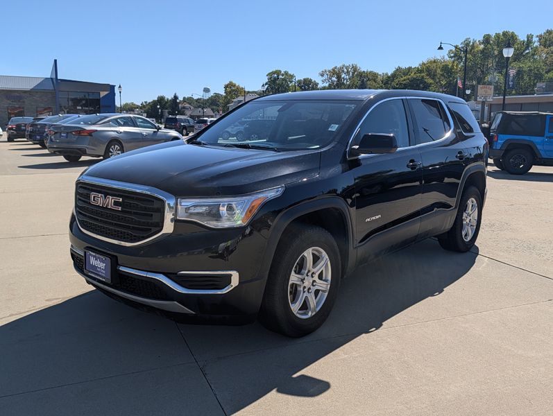2019 GMC Acadia Image 2