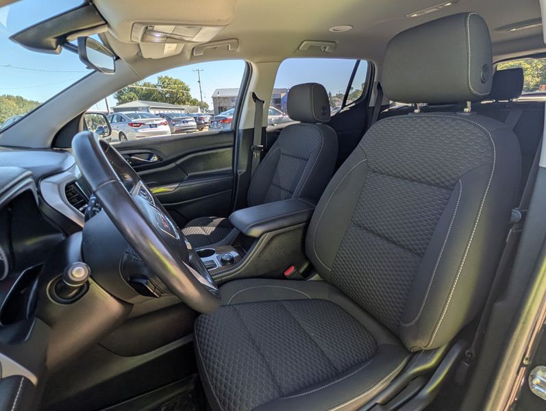 2019 GMC Acadia Image 17
