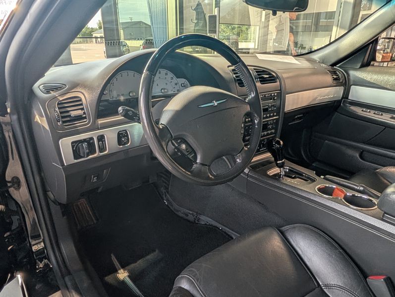 2002 Ford Thunderbird Image 12
