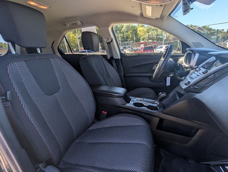2017 Chevrolet Equinox Image 19