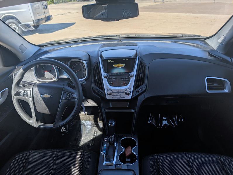 2017 Chevrolet Equinox Image 22
