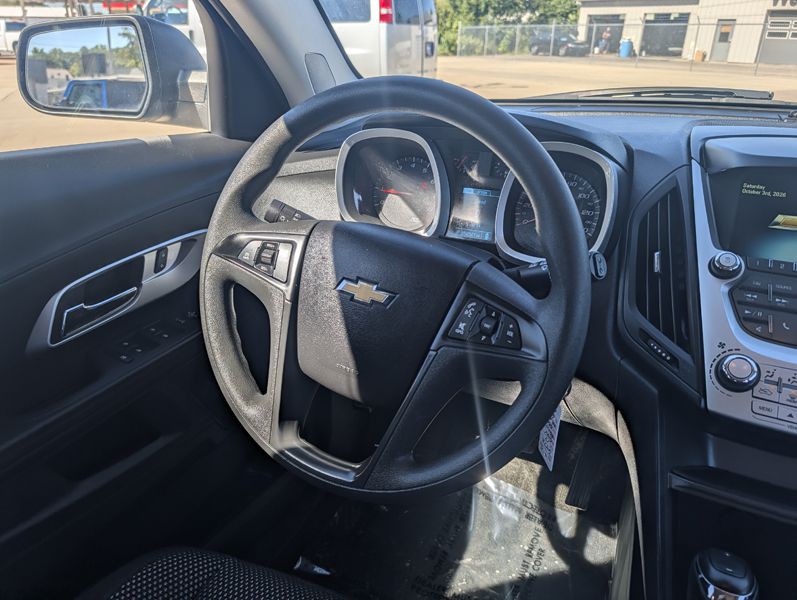 2017 Chevrolet Equinox Image 23