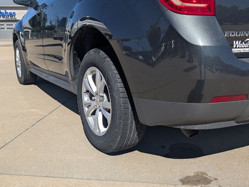 2017 Chevrolet Equinox Image 33
