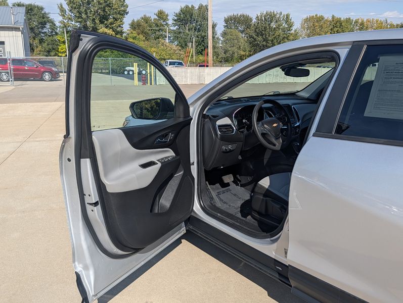 2020 Chevrolet Equinox Image 12