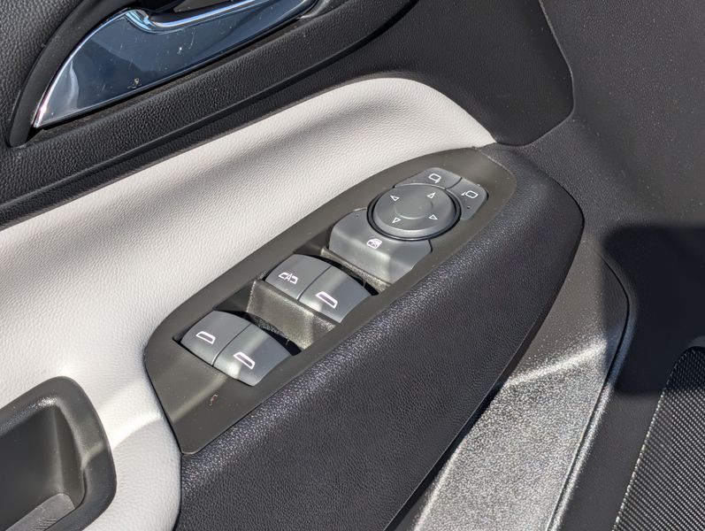 2020 Chevrolet Equinox Image 14