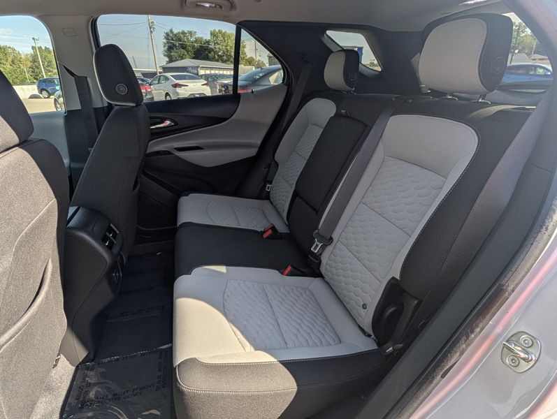 2020 Chevrolet Equinox Image 17