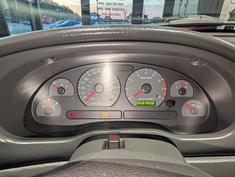 2001 Ford Mustang Image 12
