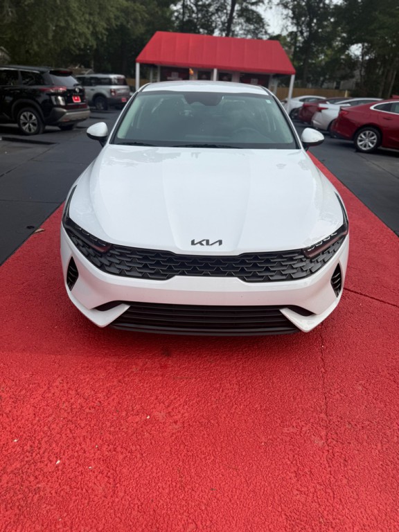2022 Kia K5 Image 2