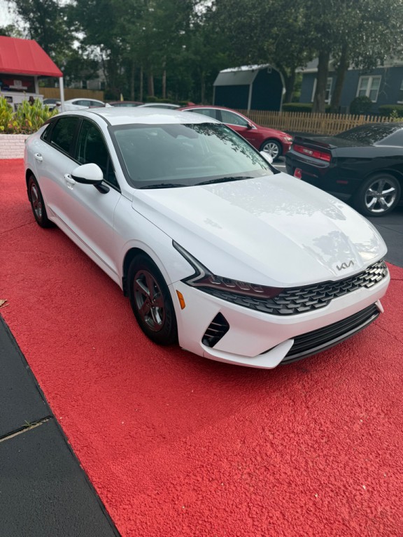 2022 Kia K5 Image 3