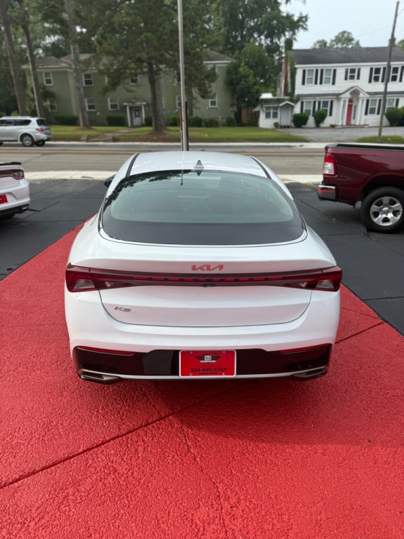 2022 Kia K5 Image 6