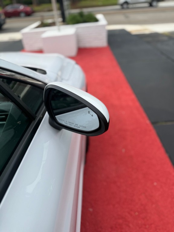 2022 Kia K5 Image 12
