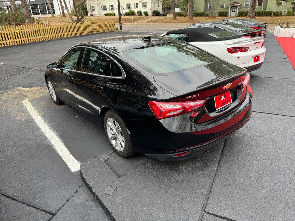 2022 Chevrolet Malibu Image 5