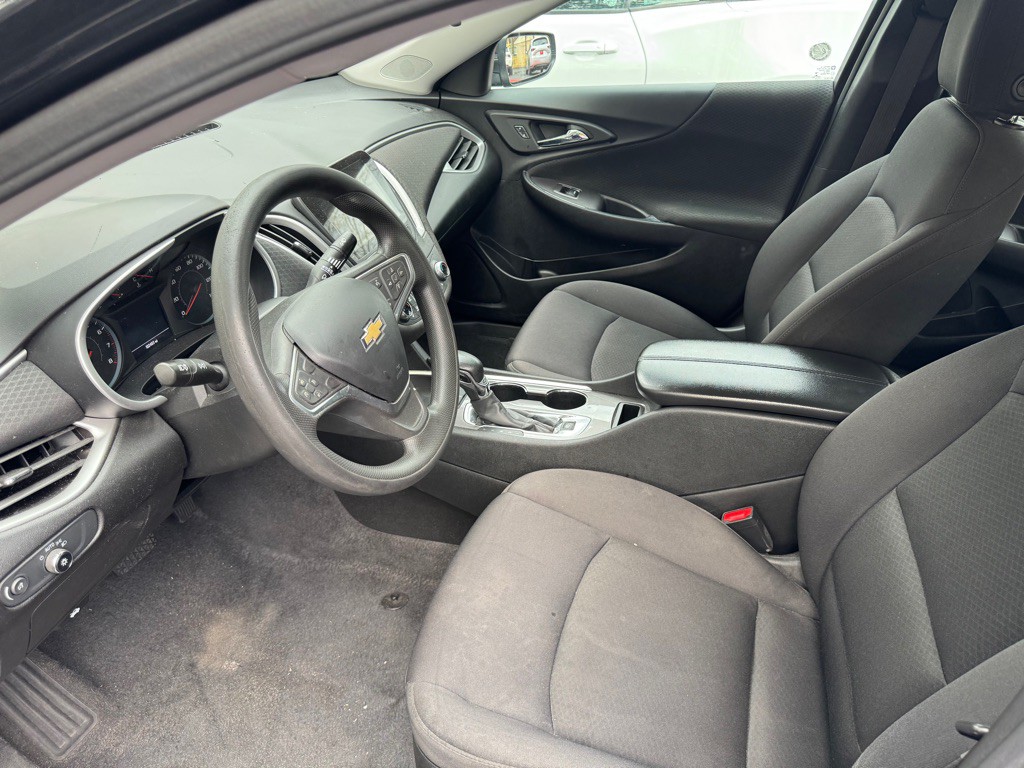 2022 Chevrolet Malibu Image 8