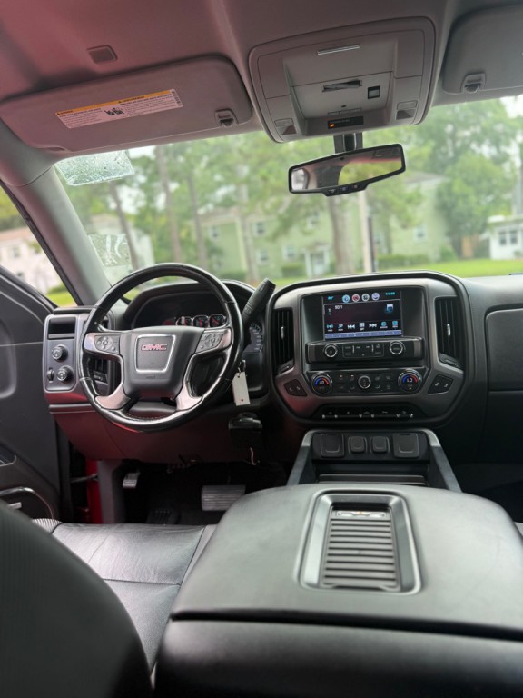 2018 GMC Sierra Image 9