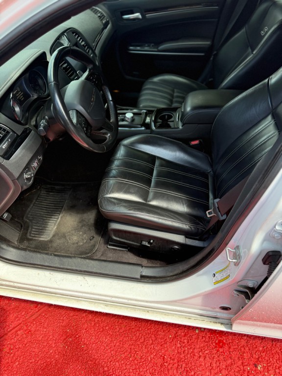 2019 Chrysler 300 Image 10