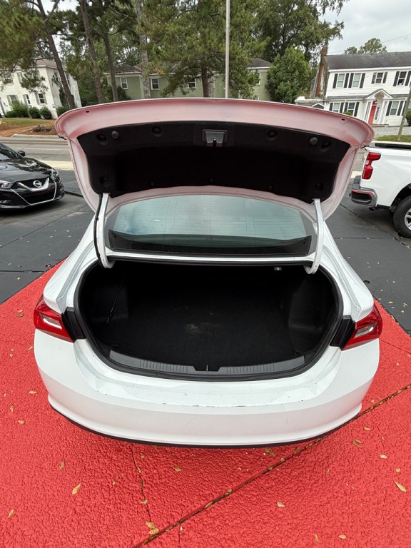 2023 Chevrolet Malibu Image 12