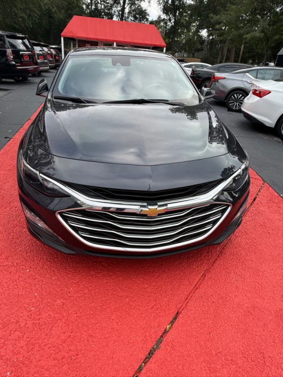 2023 Chevrolet Malibu Image 2