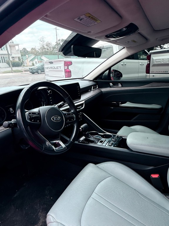 2021 Kia K5 Image 9