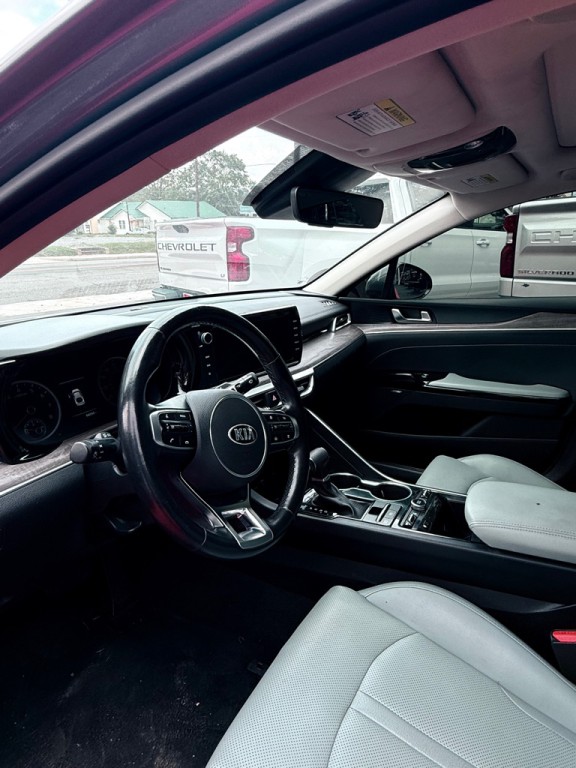 2021 Kia K5 Image 10