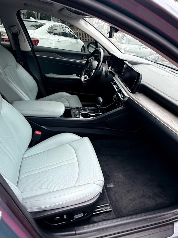 2021 Kia K5 Image 12