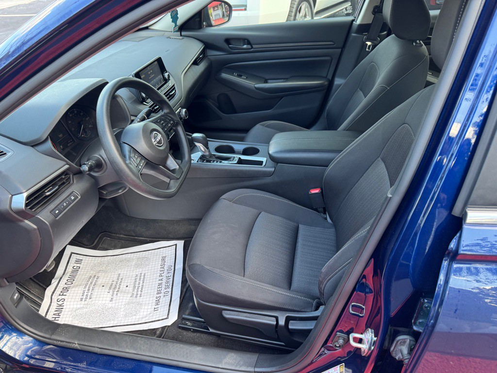 2024 Nissan Altima Image 12