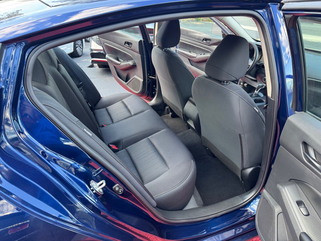 2024 Nissan Altima Image 15