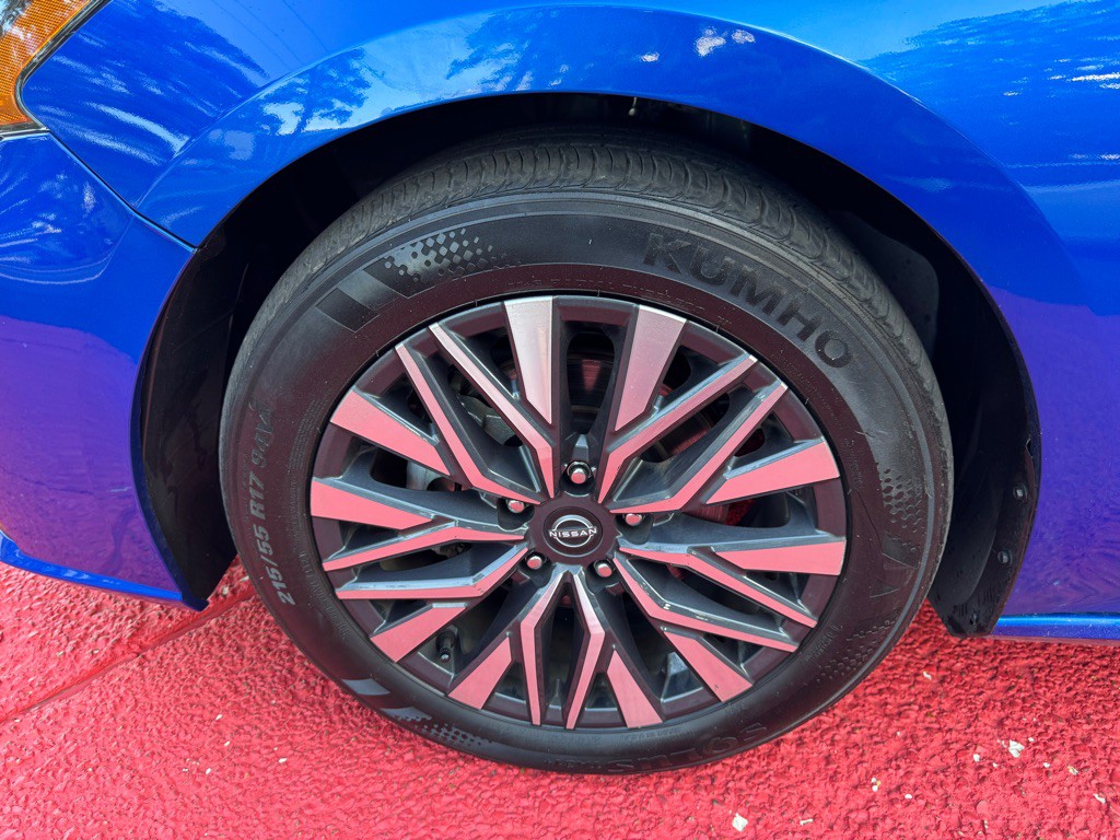 2025 Nissan Altima Image 18