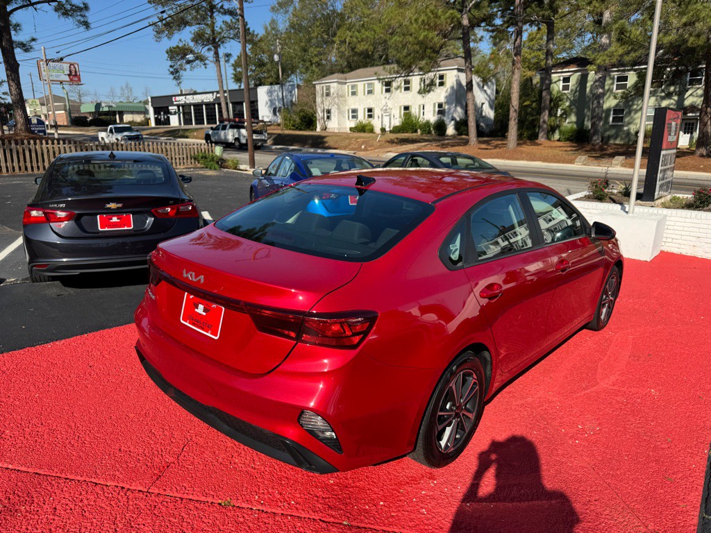 2024 Kia Forte Image 4