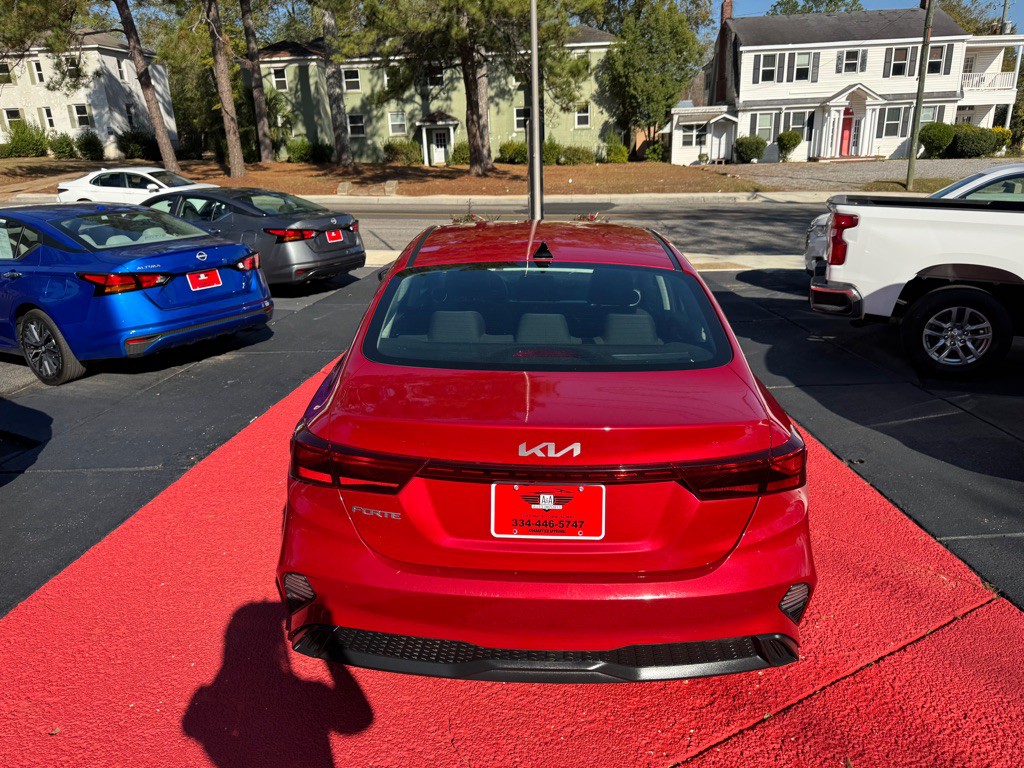2024 Kia Forte Image 5