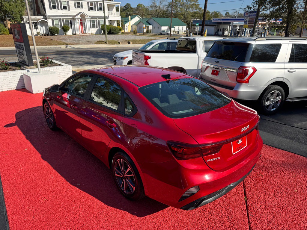 2024 Kia Forte Image 12