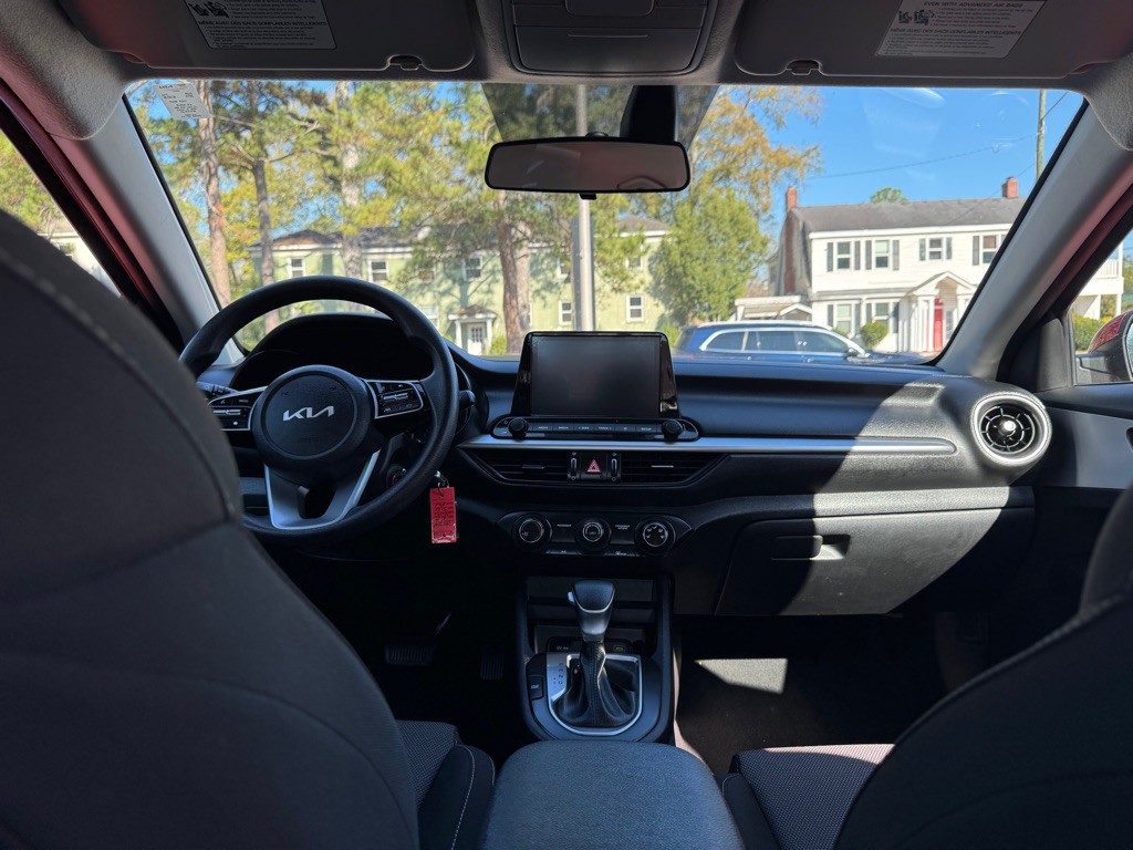2024 Kia Forte Image 17