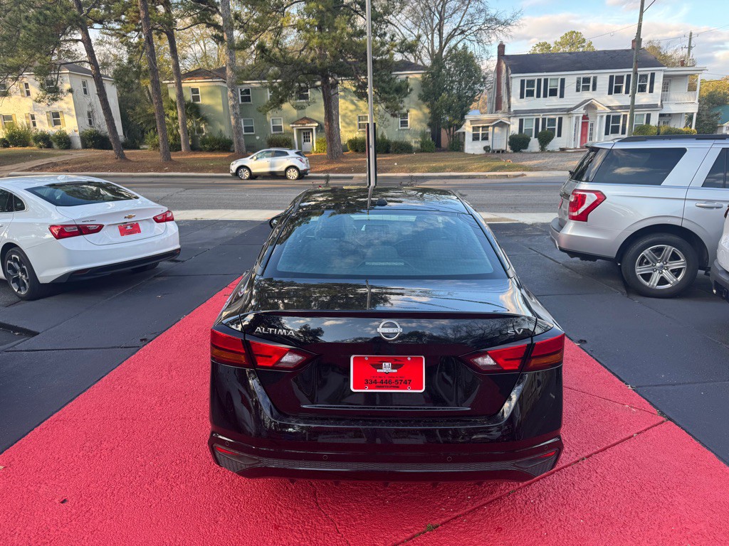 2024 Nissan Altima Image 5