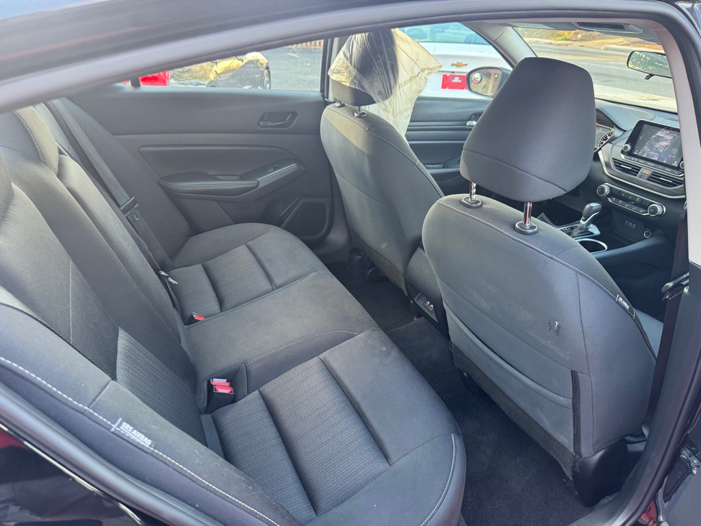 2024 Nissan Altima Image 14