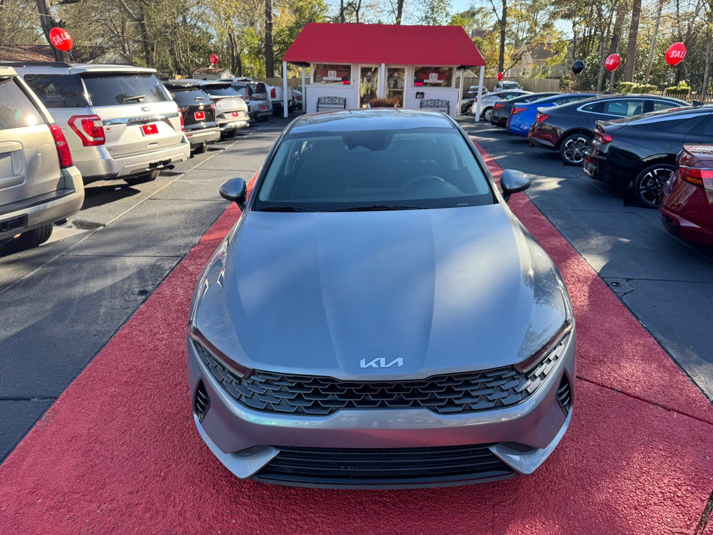 2023 Kia K5 Image 2