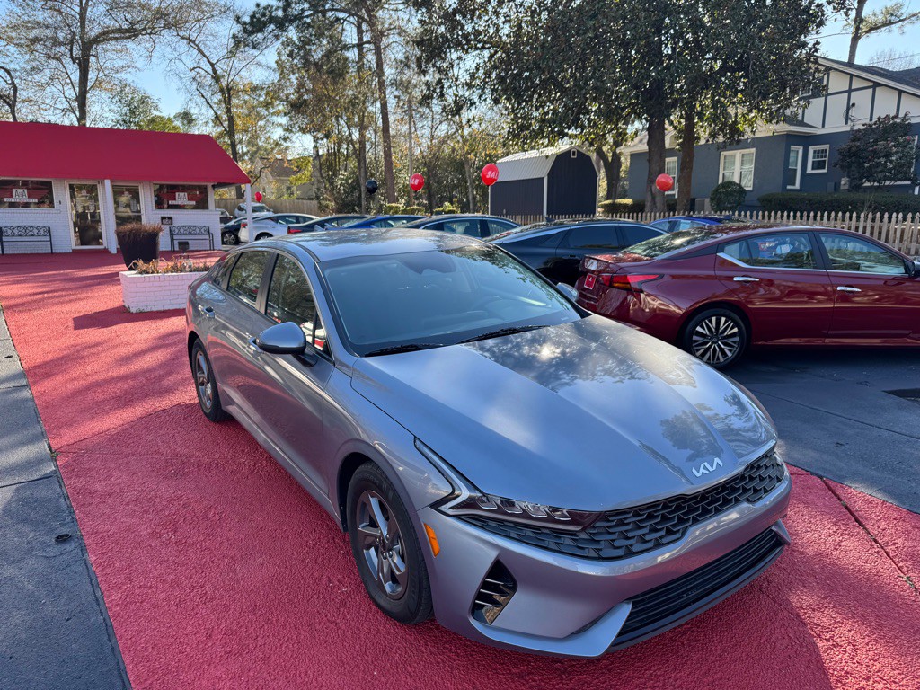 2023 Kia K5 Image 3