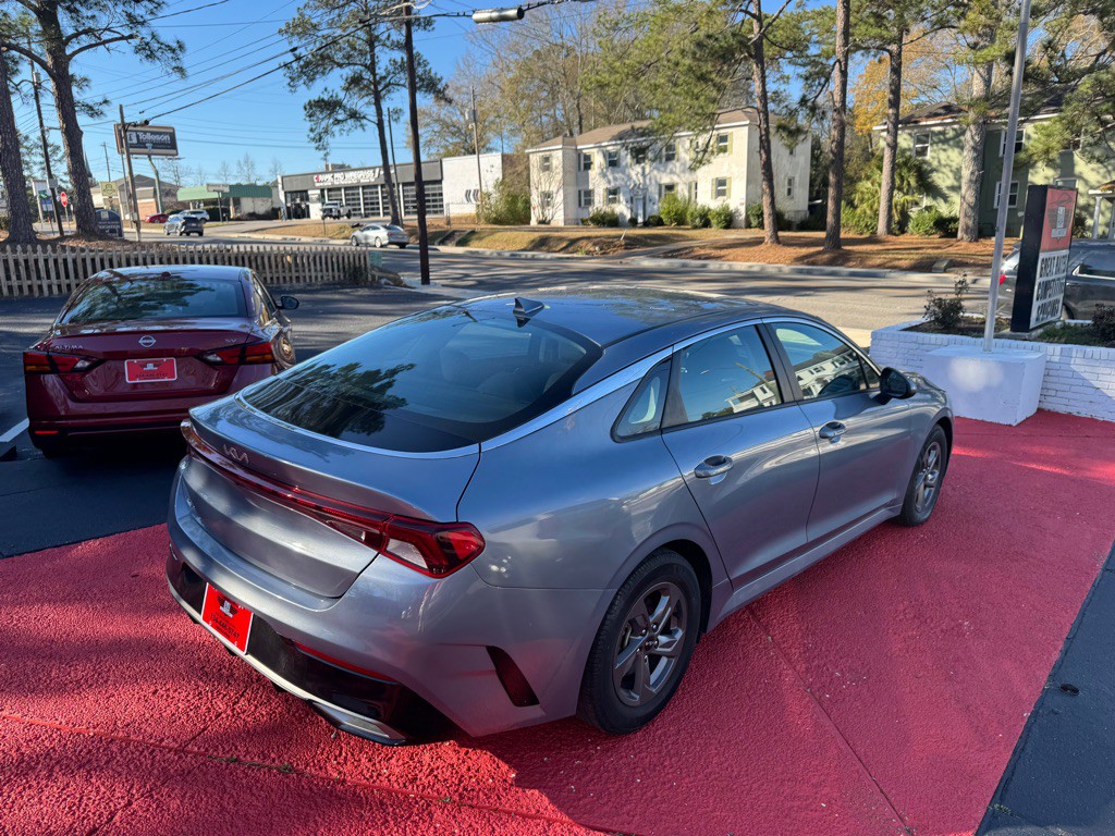 2023 Kia K5 Image 4