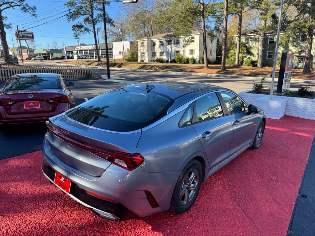 2023 Kia K5 Image 10
