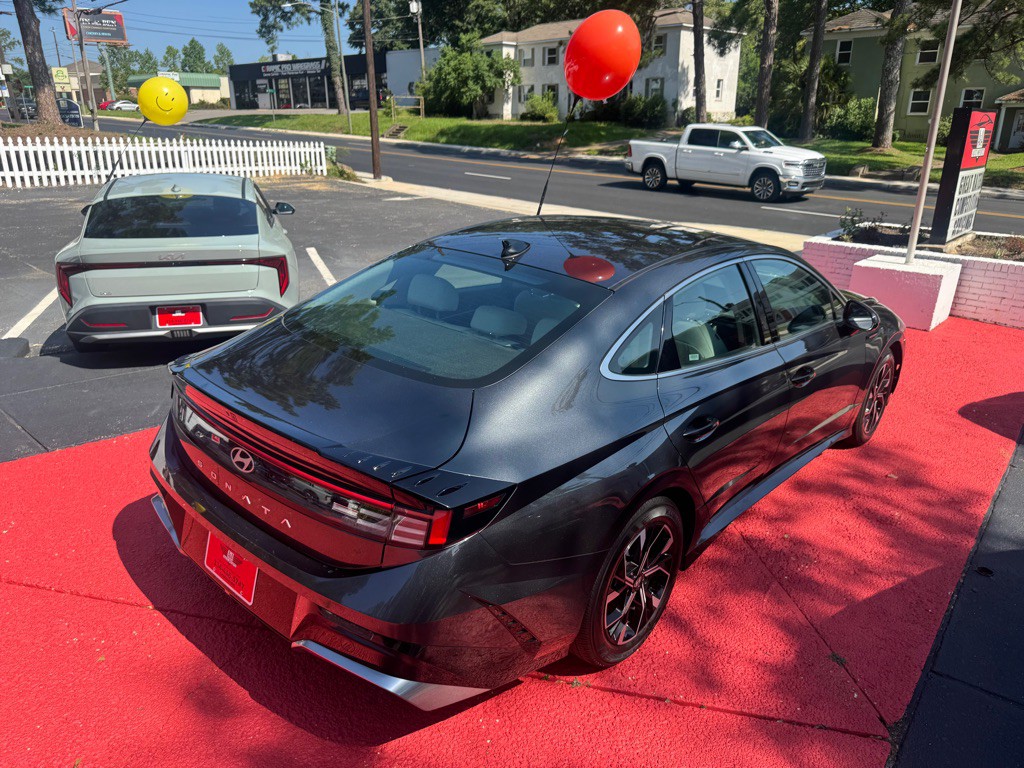 2025 Hyundai Sonata Image 9