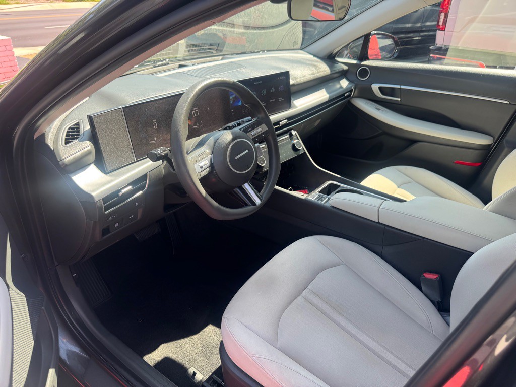 2025 Hyundai Sonata Image 12