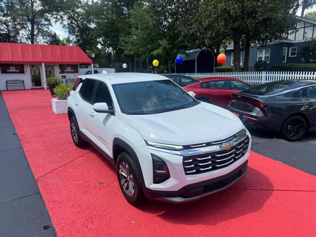 2025 Chevrolet Equinox Image 4