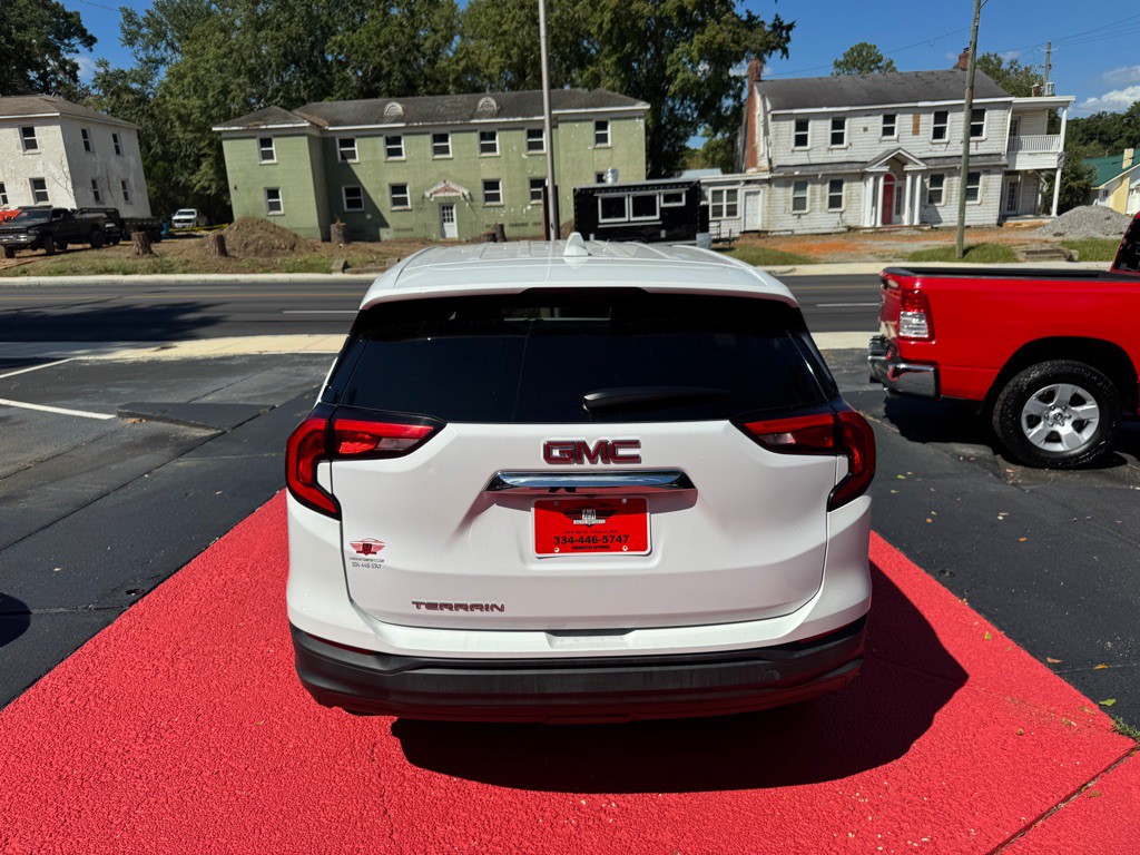 2020 GMC Terrain Image 5