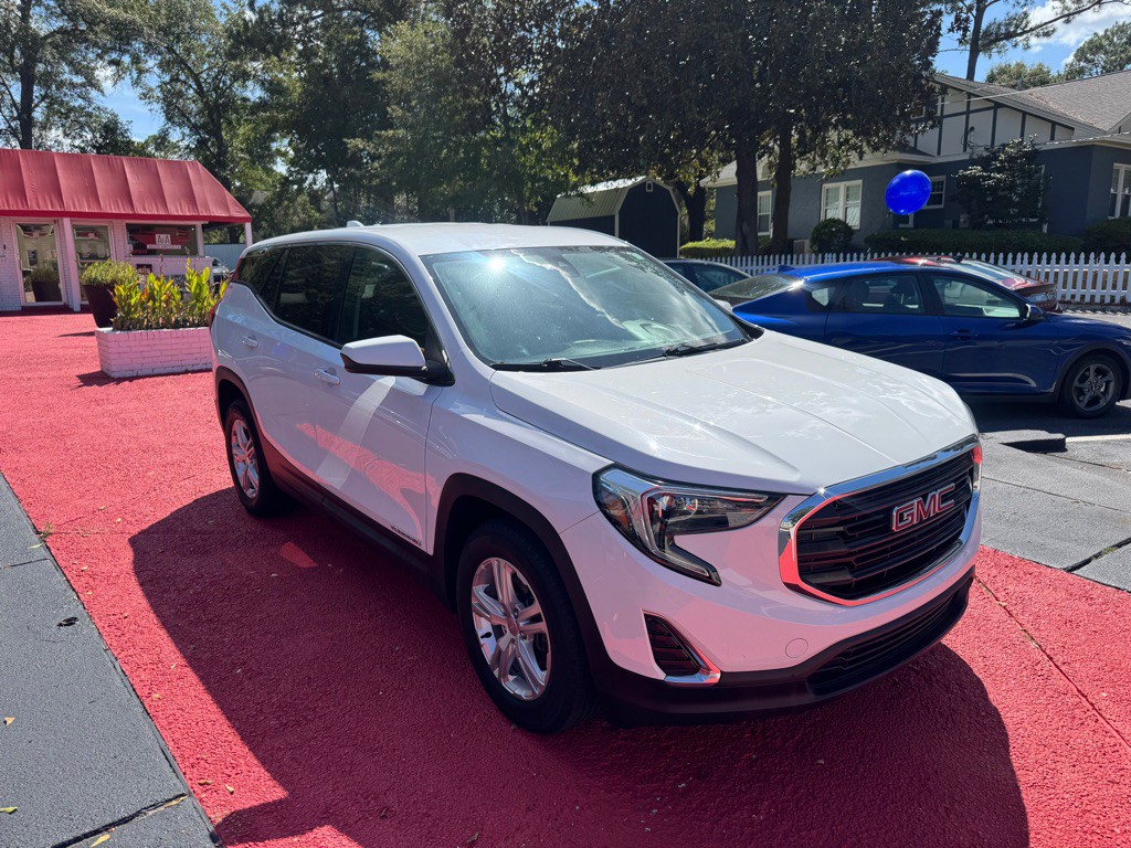 2020 GMC Terrain Image 9