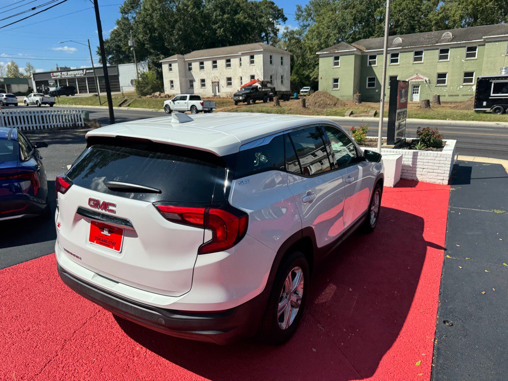 2020 GMC Terrain Image 10
