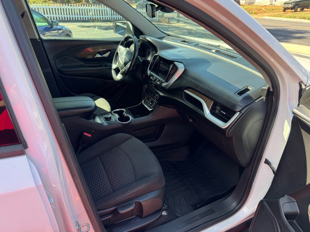 2020 GMC Terrain Image 15