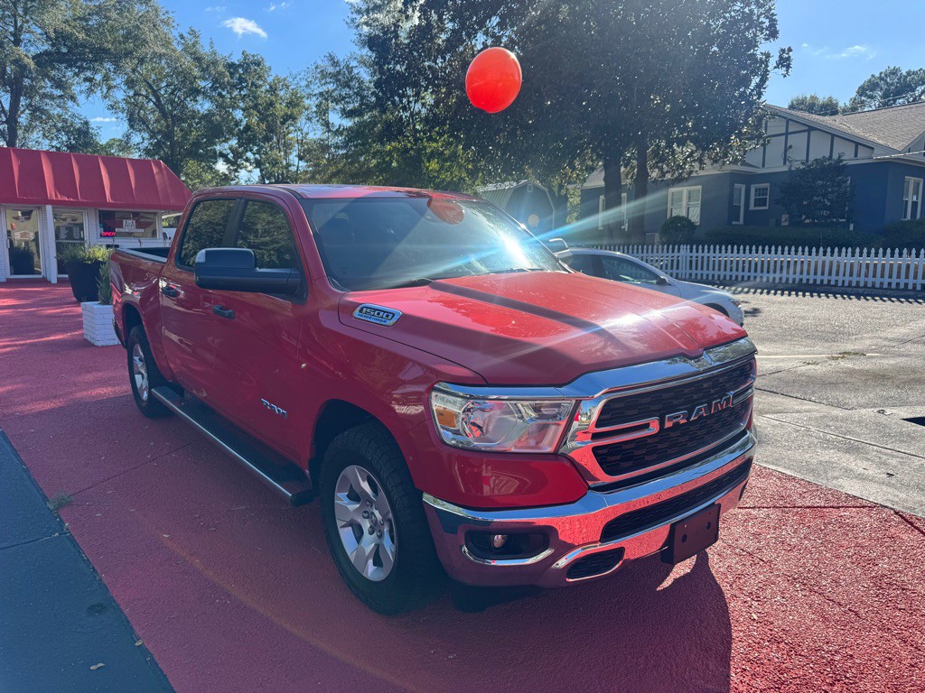 2023 RAM 1500 Image 3