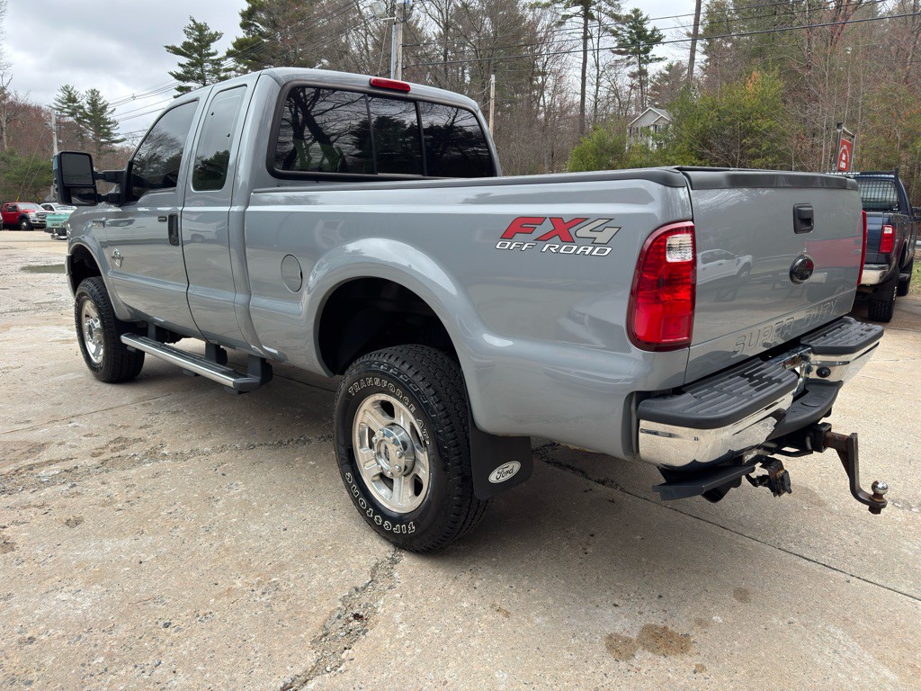 2006 Ford F-350 Image 9